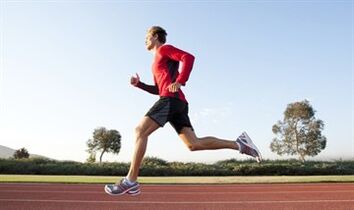Correr es un excelente ejercicio para mejorar la potencia de un hombre. 
